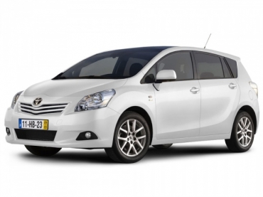 Toyota Corolla Verso 2004-2009 (7 мест)
