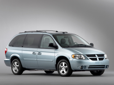 Dodge Caravan Grand IV (7 мест) 2001-2004 дорест.